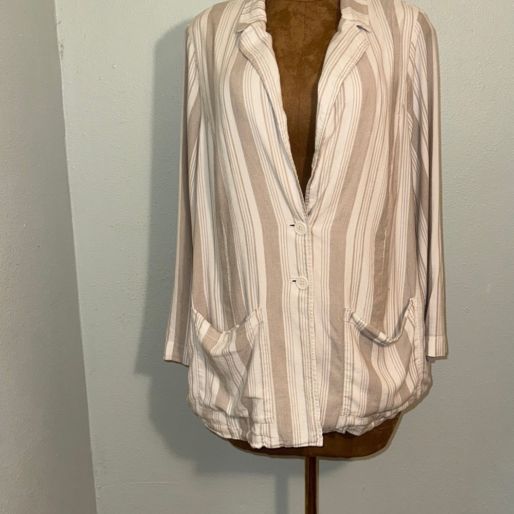 Torrid Size 3 3X Blazer, Beige White Striped, Soft Linen Blend Long Sleeve Lined - Picture 2 of 10